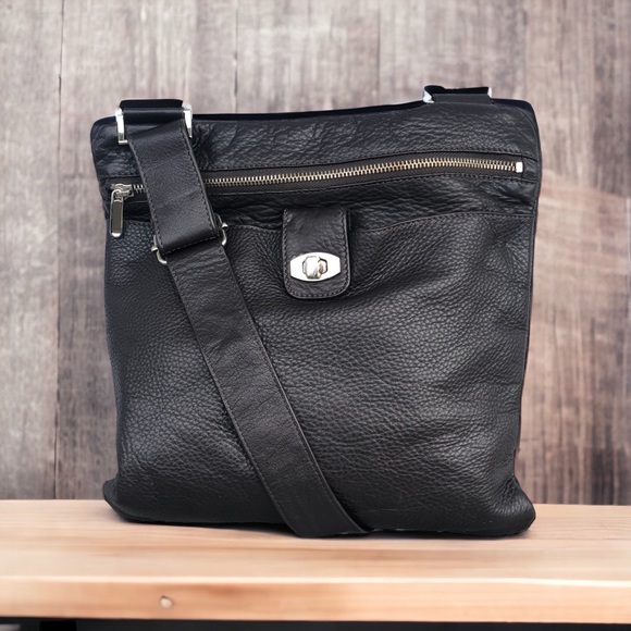 Danier Bags Vintage Danier Brown Leather Messenger Bag Poshmark